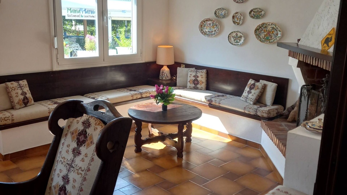 Kardamena Apartment | Cozy Traditional Greek one bed Flat, 7 min Away From Airport 50ft to the Beach