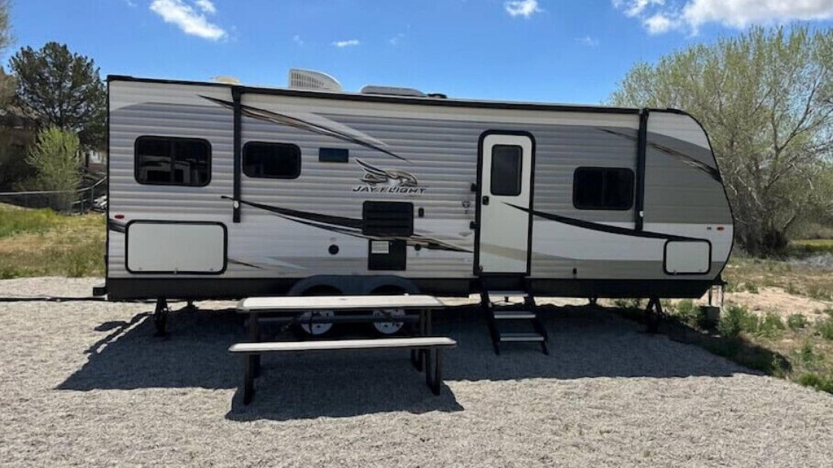 Victorville House | Cozy trailer in Apple Valley