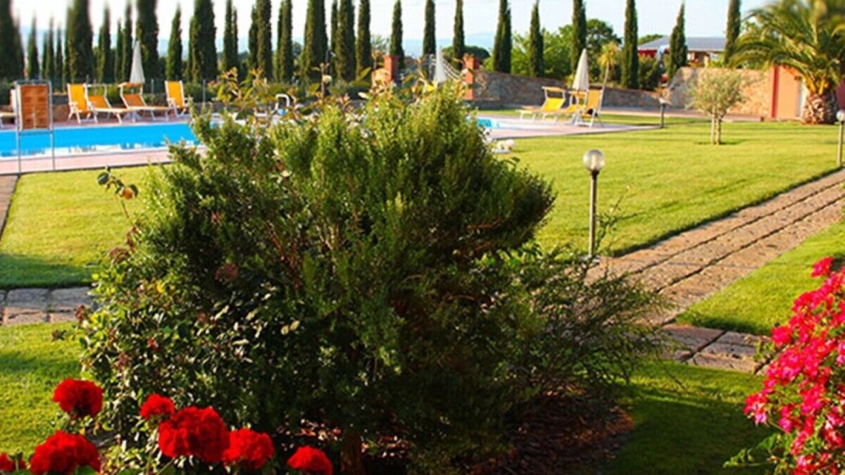 Puntone di Scarlino Apartment | Cozy Tuscan apartment with pool by the sea!