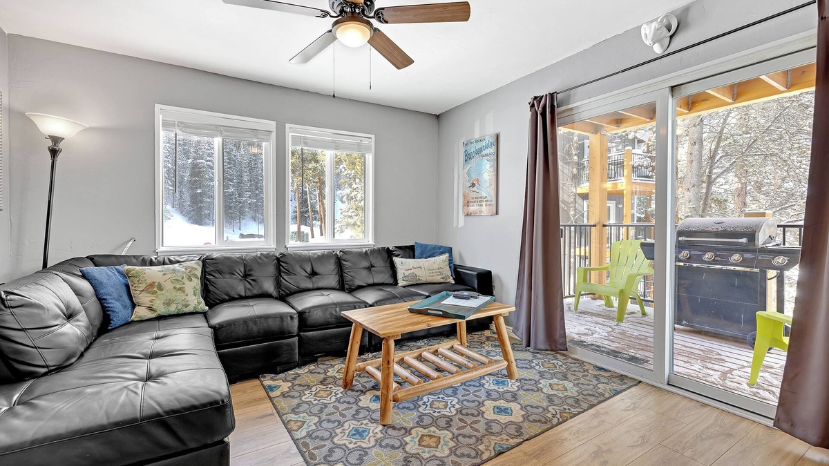Warrior's Mark West Condo | Cozy two bedroom Breckenridge, steps away from Bus stop to mountain and downtown