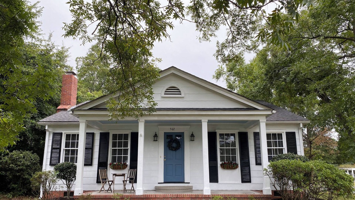 Bishopville House | Cozy two bedroom home within walking distance of downtown