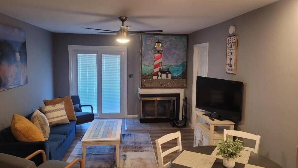 Caine Woods Condo | Cozy Two bedroom/two bath - short walk to the beach and Fenwick Island.