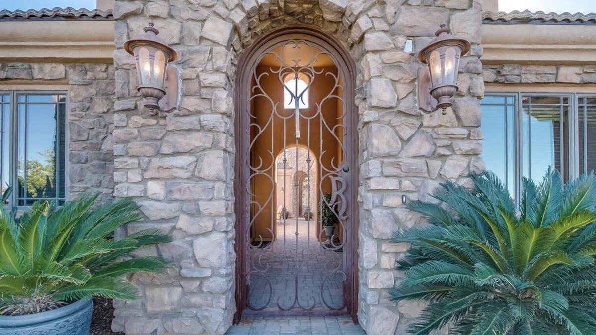 Orchard Ranchettes House | Cozy up in Queen Creek