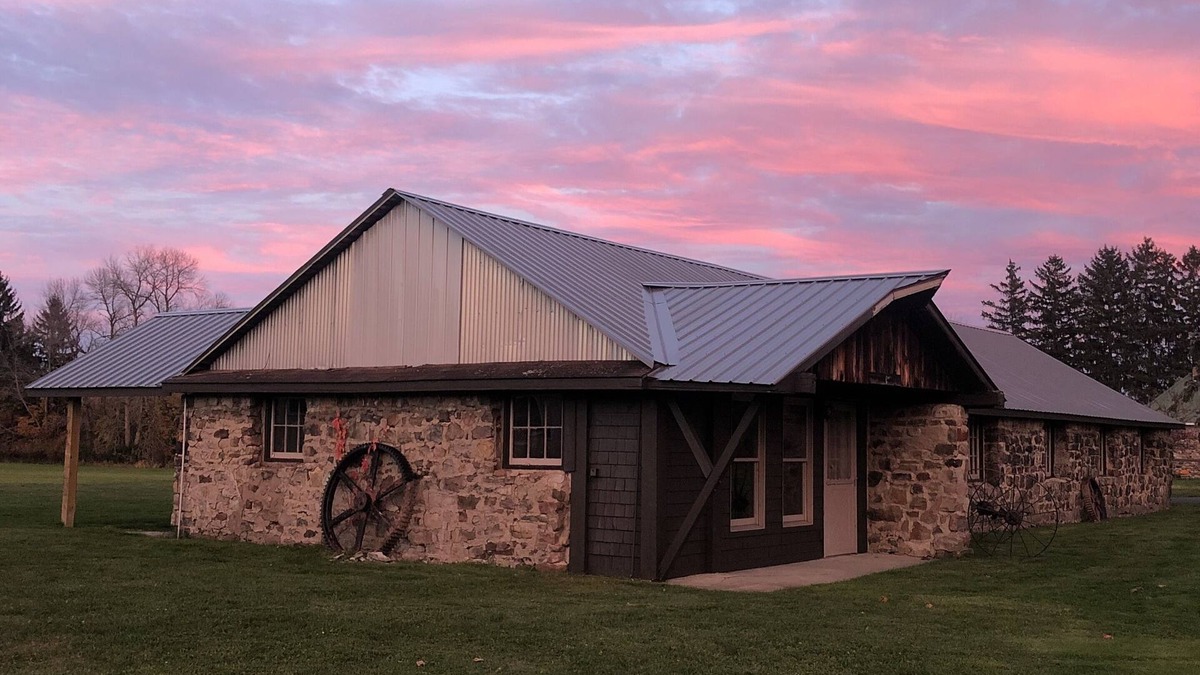 Cleveland Cabin | Cozy up in this rustic Stone Lodge and relax by the fireplace