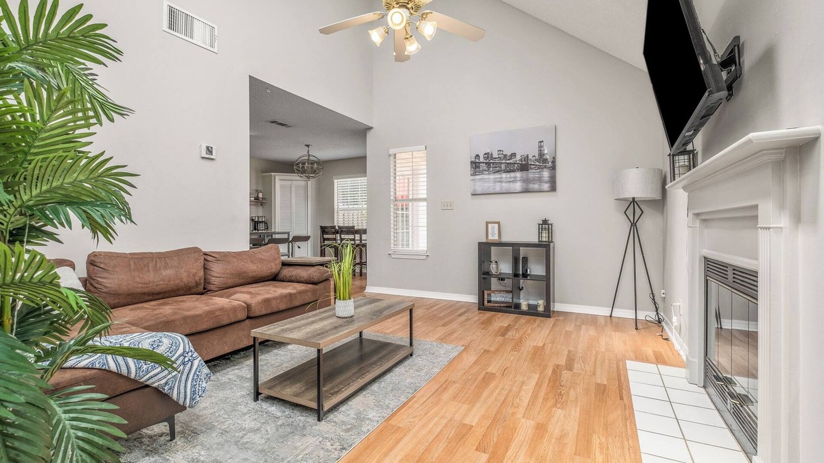 West Pensacola House | Cozy Urban Retreat Near Beaches & Downtown