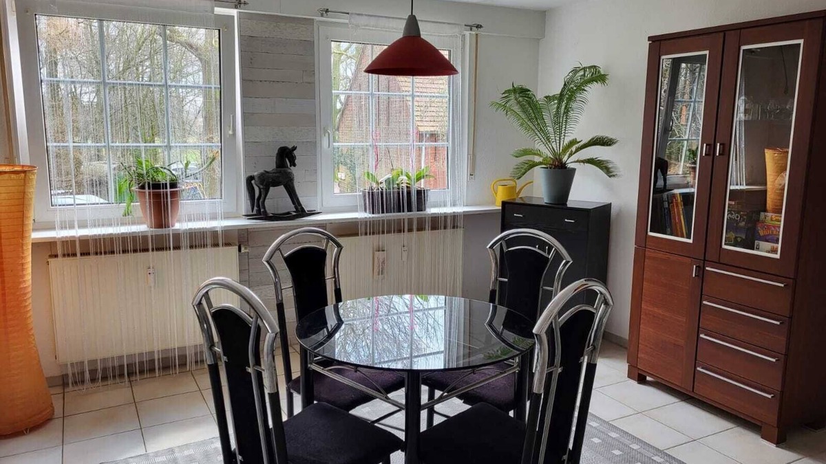 Luedinghausen Apartment | Cozy vacation apartment with garden on a horse farm