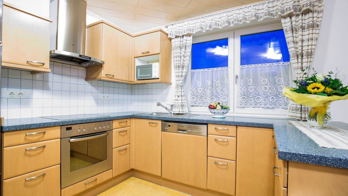 Loich Apartment | Cozy vacation apartment (55sqm) on the first floor with terrace