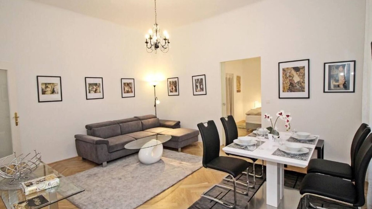 Schottenfeld Apartment | Cozy vacation apartment (63sqm) for 2 persons with kitchen