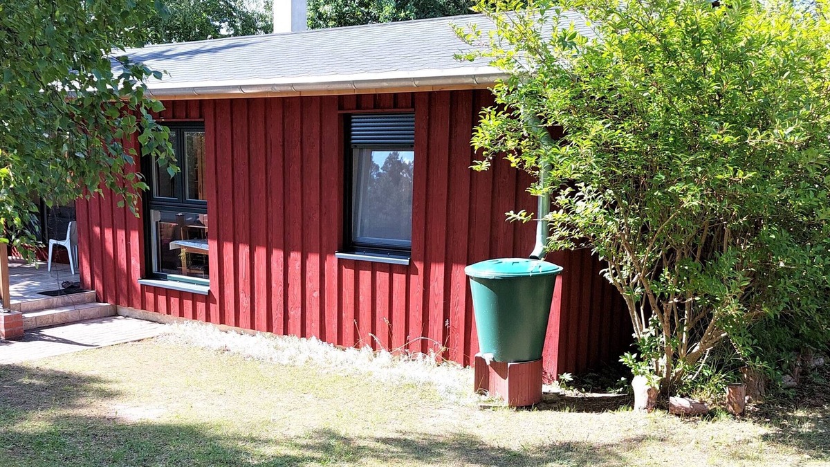 Dobbertin House | Cozy vacation bungalow in the nature park, by the forest, just a few minutes from the lake