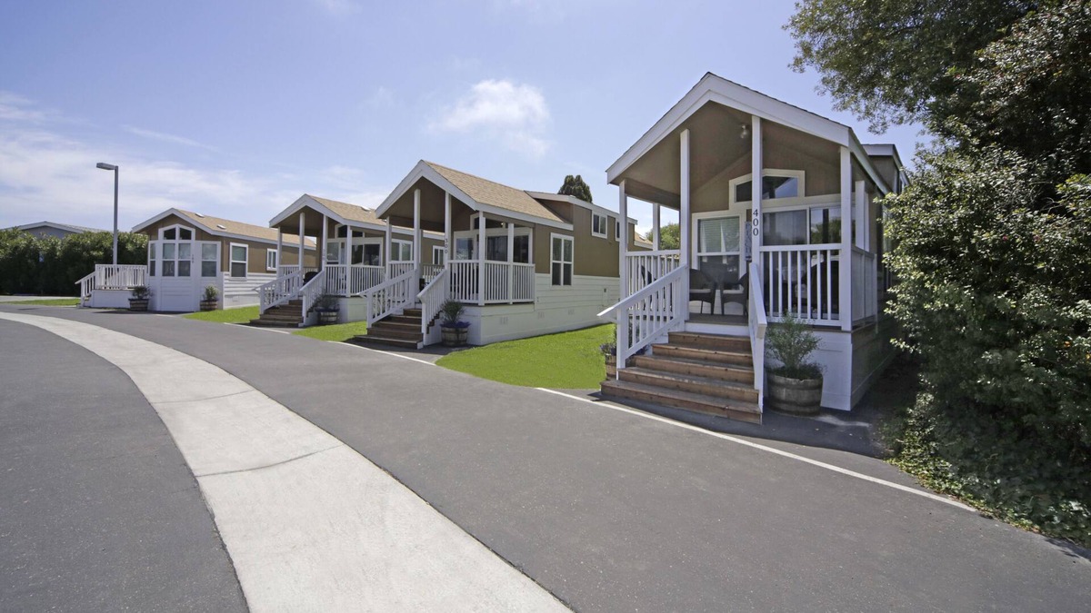 Oceano Cottage | Cozy Vacation Cottage 400 at Pismo Sands RV Resort
