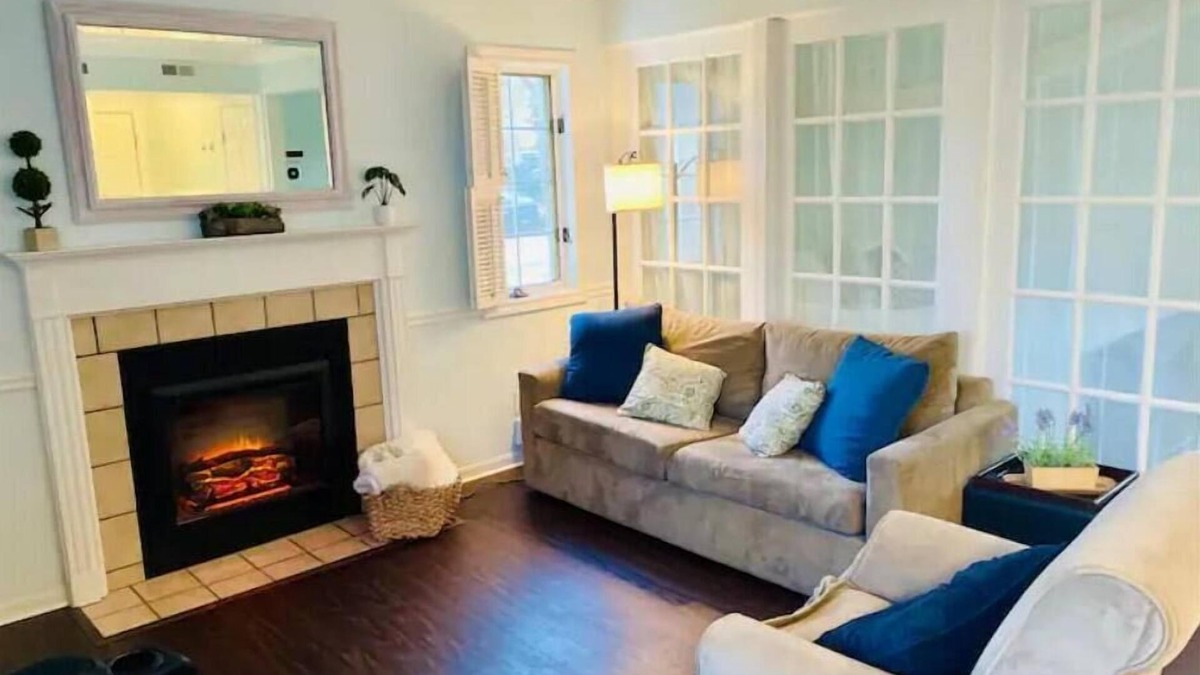 Norwich Condo | Cozy Villa Spa Retreat - Near Mohegan, Hot Tub, Pools, Sauna, Spa on Premise