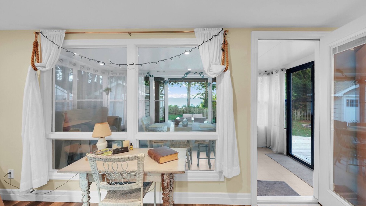 Central Huron Cottage | Cozy Waterfront Cottage!