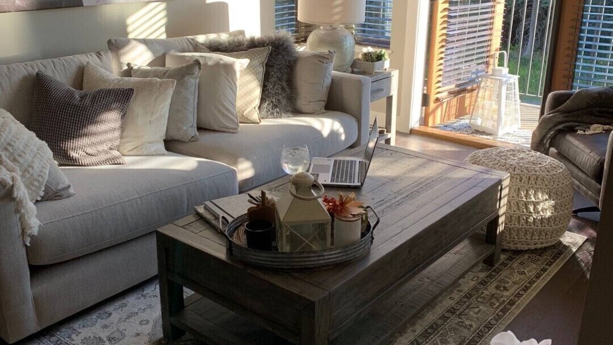 Sun Peaks Condo | COZY, YET MODERN, BEAUTIFULLY APPOINTED, 2 BD 2 BA SKI IN SKI OUT WITH GARAGE