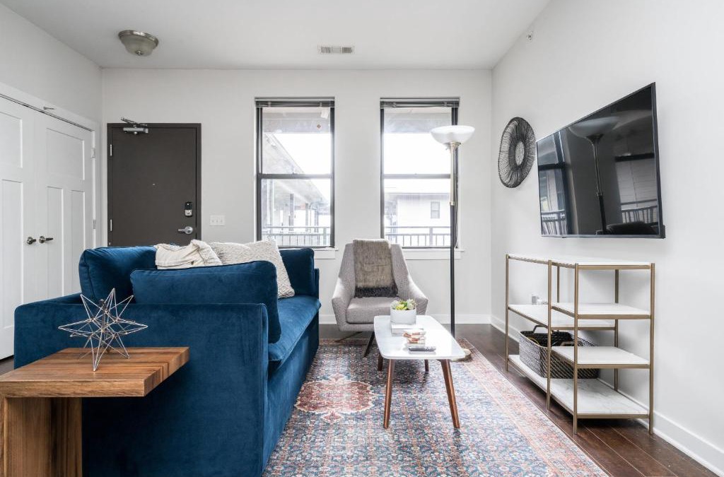 Music Row Apartment | CozySuites MusicRow Elegant 1BR with free parking 36