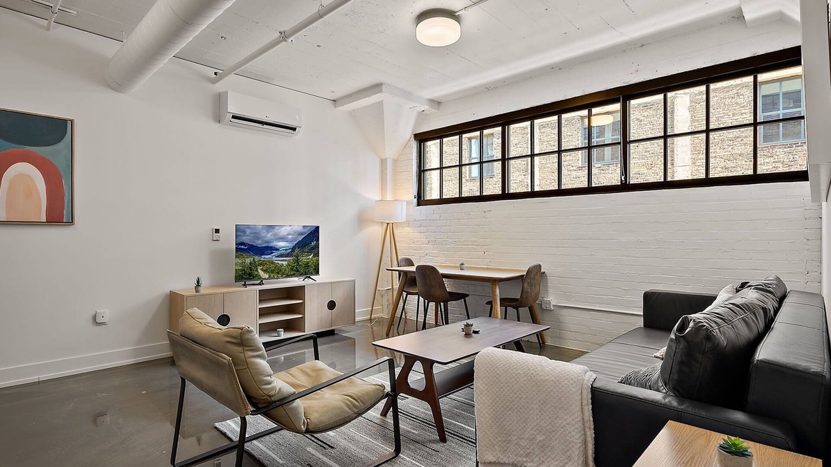Warehouse District Apartment | CozySuites NLG - Modern 2BR condo #12