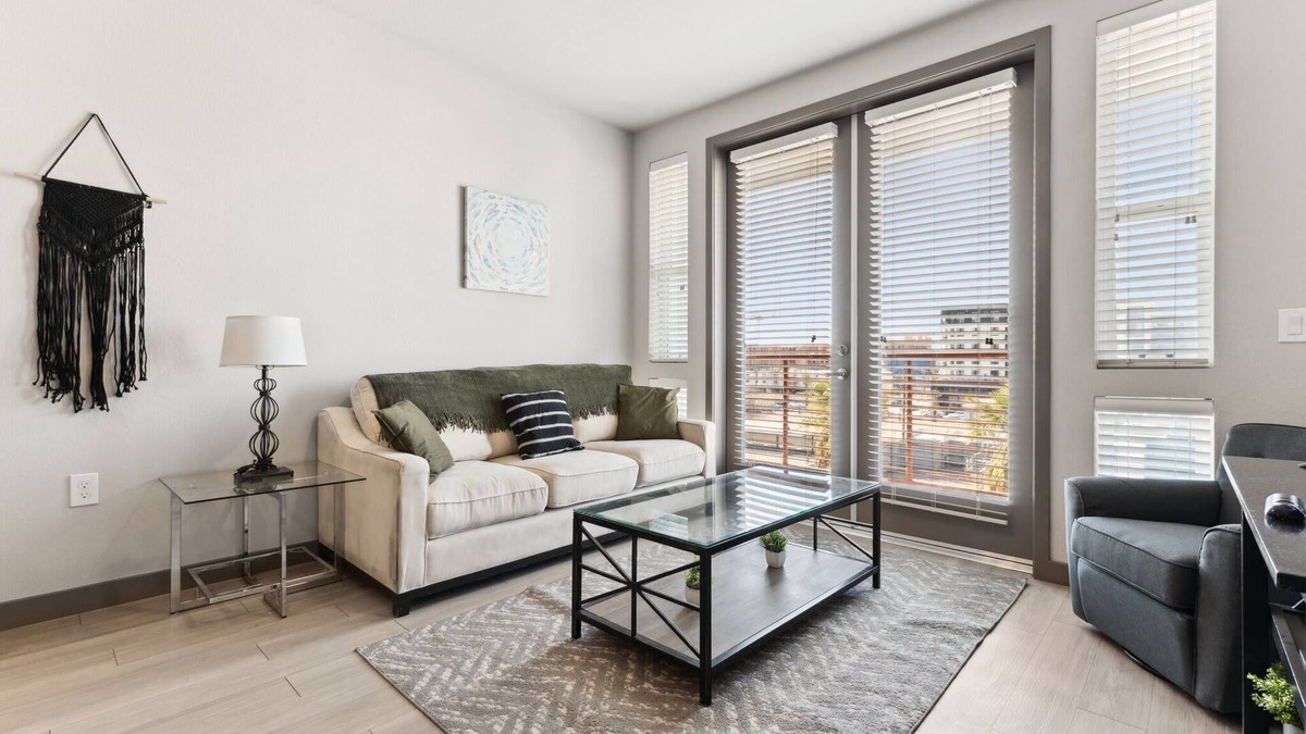 Roosevelt Apartment | CozySuites PHX RORO Gym, Pool, Pets, Parking! #16