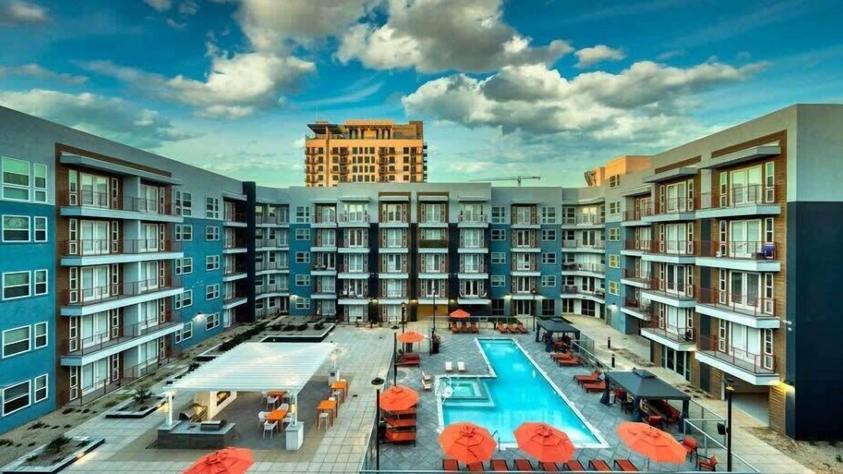 Roosevelt Apartment | Cozysuites PHX RORO Gym, Pool, Pets, Parking! #17