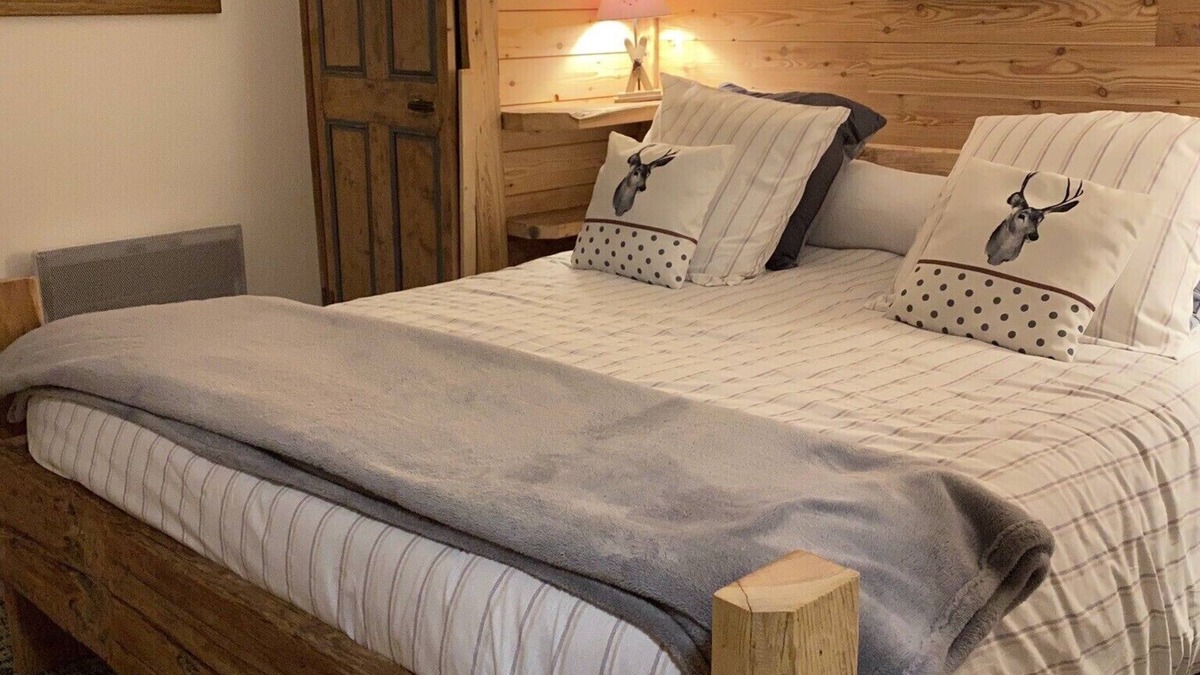 Crevoux House | Crévoux, sleeps 6, calm and nature