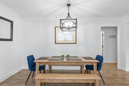 Chattanooga House | Crafty on Hoyt- Renovated Craftsman 15 mins from Downtown