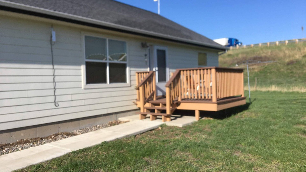 Craig House | Craig Montana walk river, boat launch, restaurants, fly shops and more!