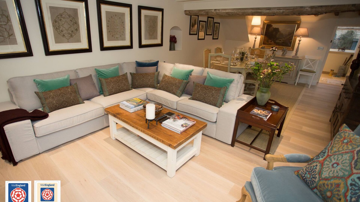 Bourton-on-the-Water Cottage | Craigmoor Cottage, enchanting, tranquil & central in Bourton-on-the-Water