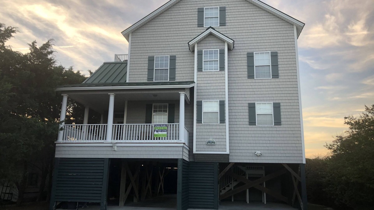 Murrells Inlet House | Creek Rock: Home on the Creek with Dock & Heated Pool