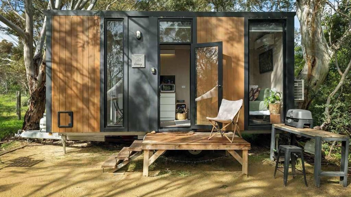 Willunga South House | Creekside at Peasant Farm by Tiny Away