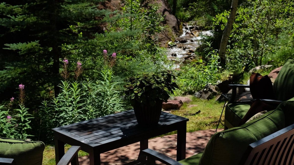 Redstone House | Creekside Chalet in the Crystal River Valley