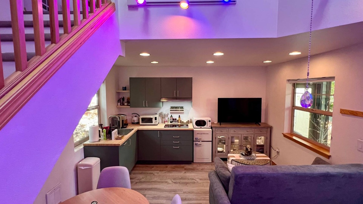 Beaverton House | Creekside Designer Loft