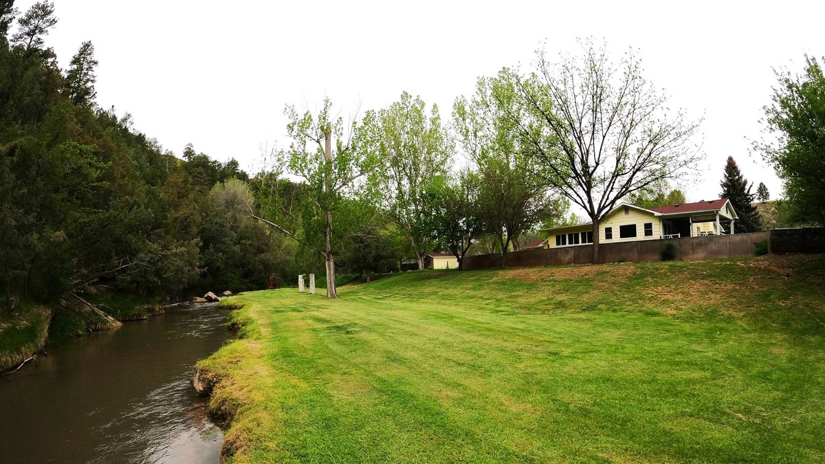 Hot Springs House | Creekside Retreat Minutes From Hot Springs