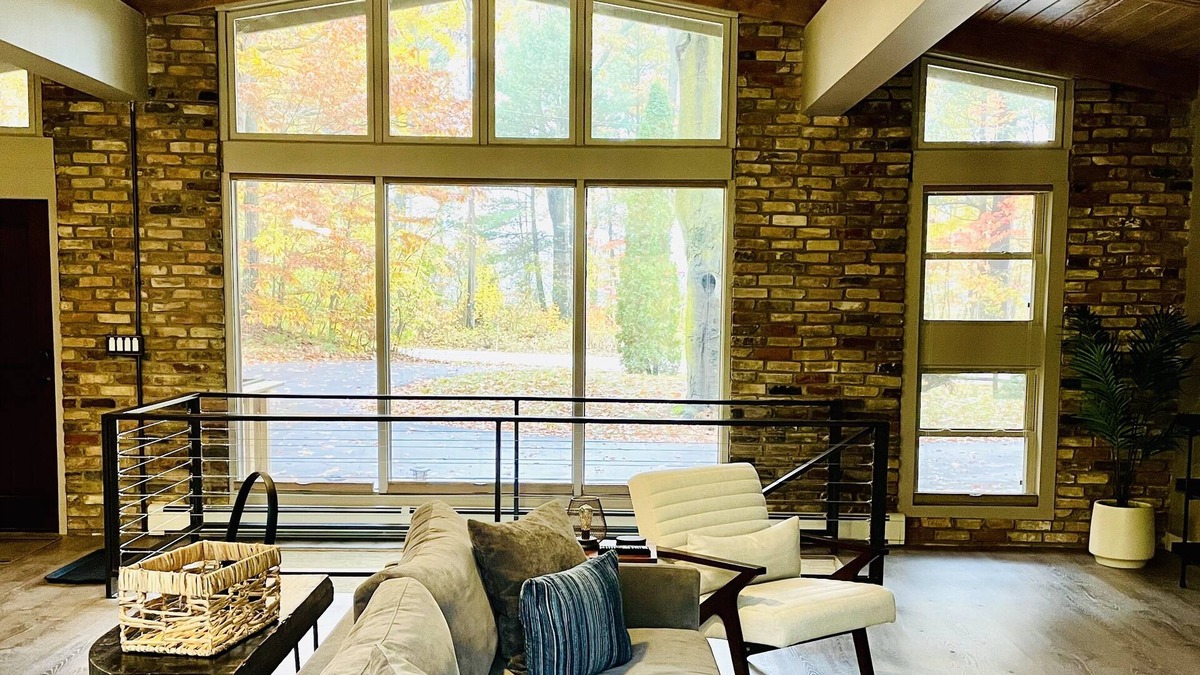 Fruitport House | Creekside - Secluded Sanctuary near Spring Lake/Grand Haven/Holland/Muskegon
