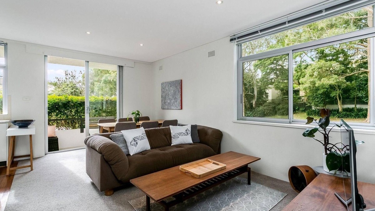 Cremorne Apartment | Cremorne - YNG03 - Young Street - Bright 1BR Ground Floor Apartment with Balcony Parking in Quiet Cremorne Location