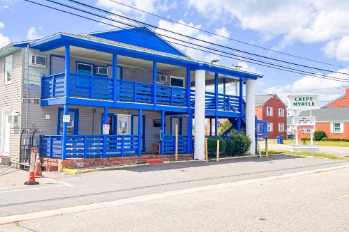 Myrtle Beach Hotel | Crepe Myrtle by OYO