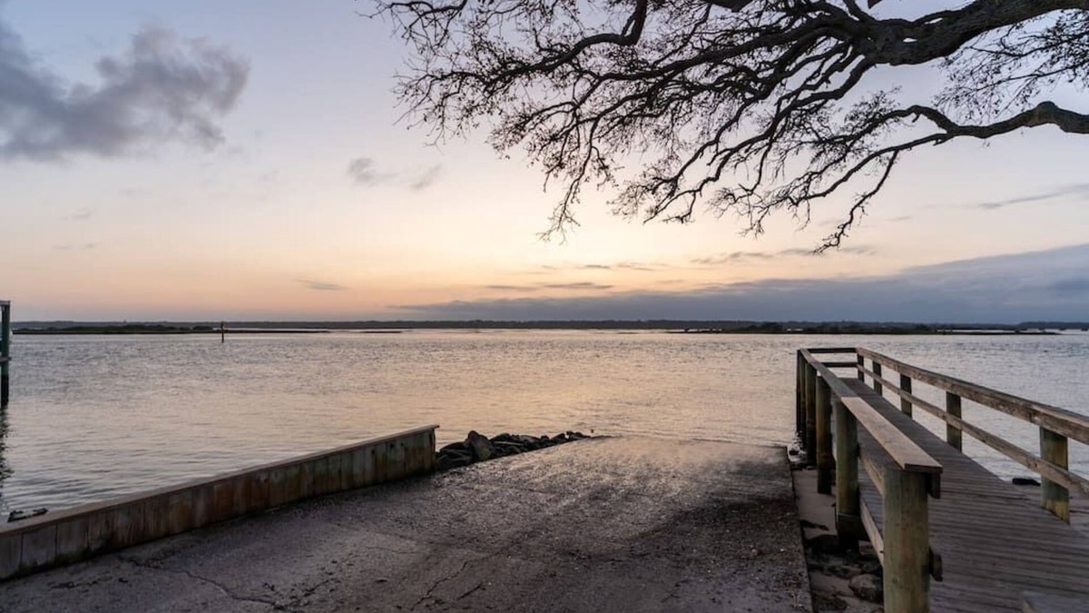 Crescent Beach Condo | Crescent Beach Duplex - Double the Beach Fun!