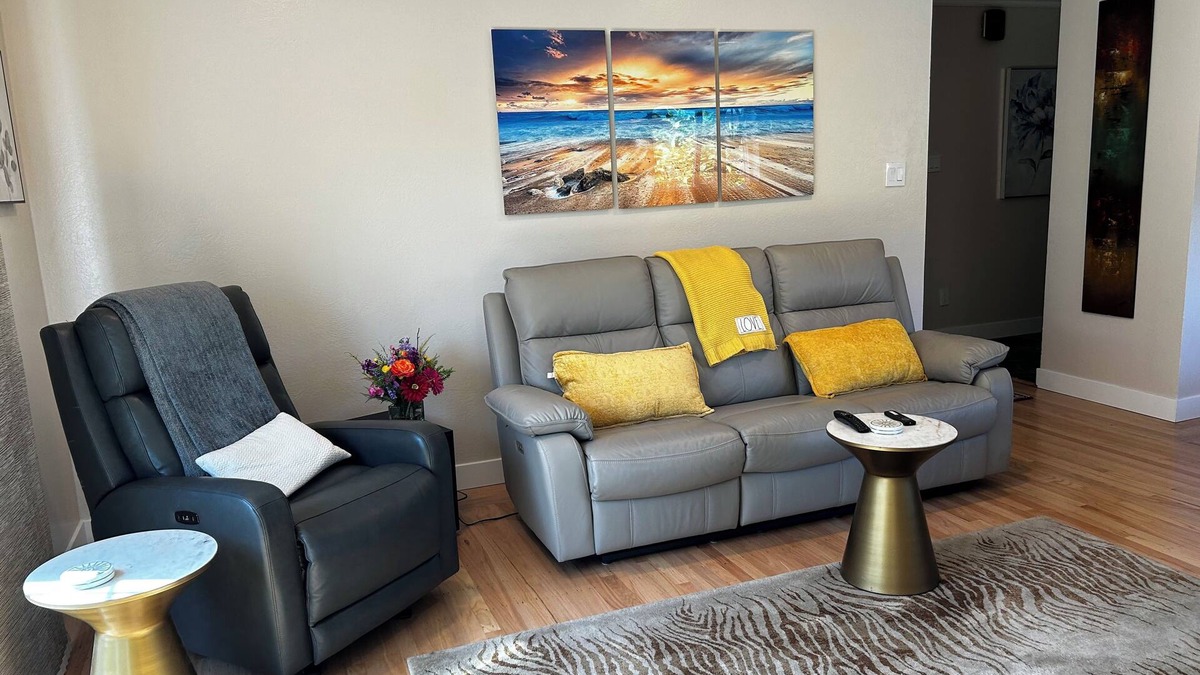 San Leandro House | Crest retreat home