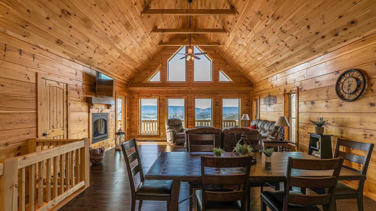 Stanley Cabin | Cresta Blava in Beautiful Shenandoah Woods