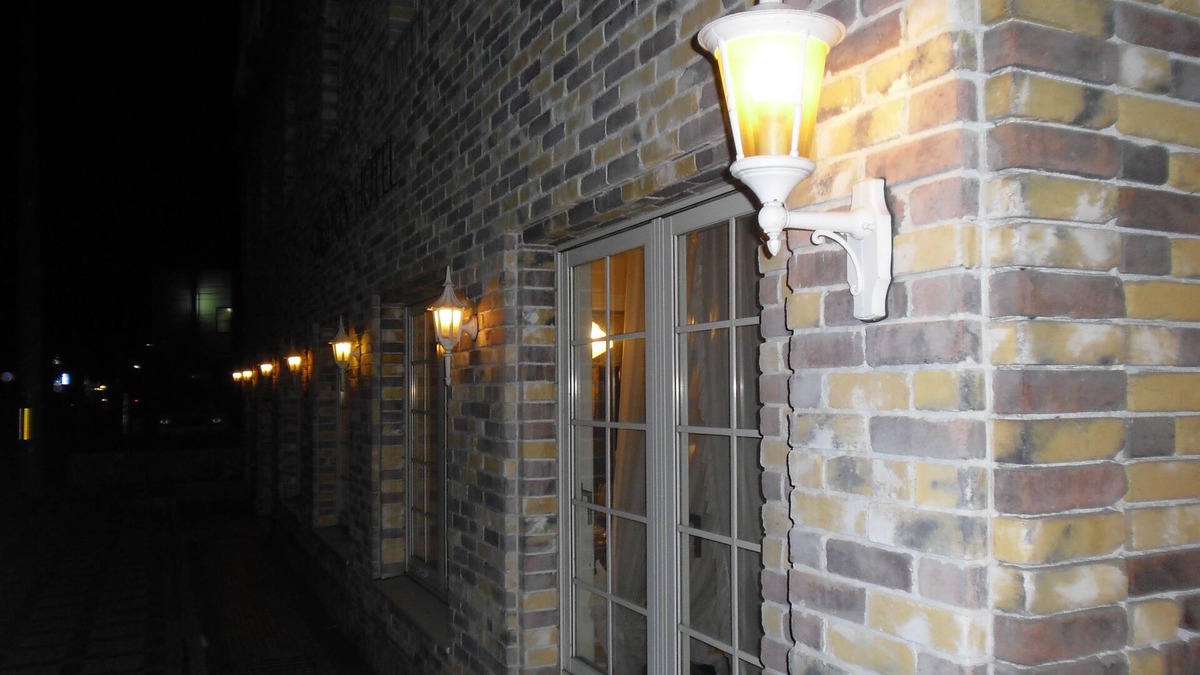 Taira Hotel | Creston Hotel