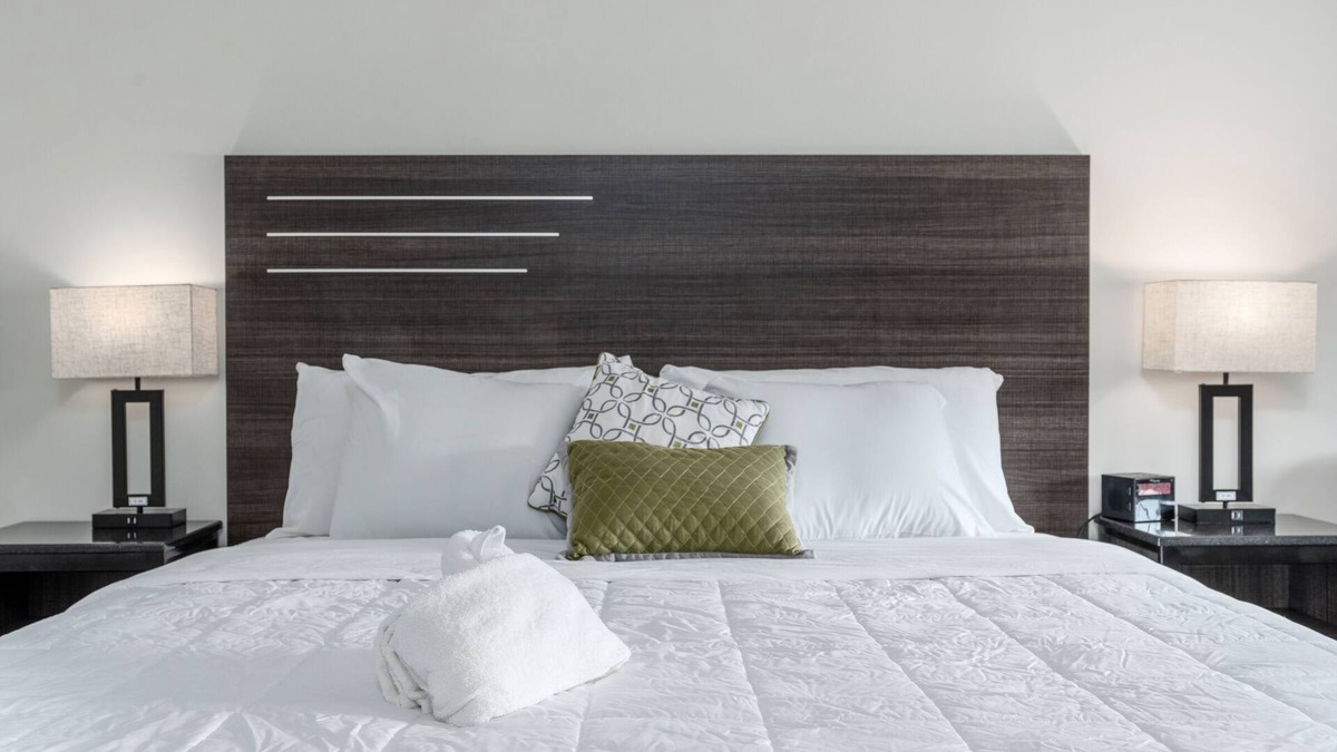 Crewe Hotel | Crewe Boutique Inn