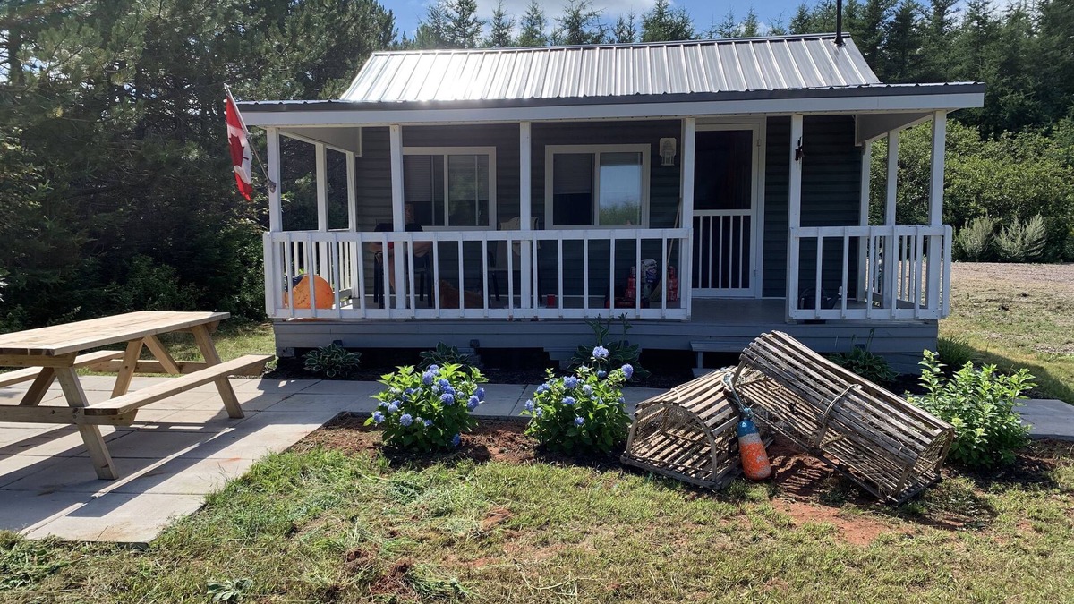 Prince County Cottage | Crooked Cottage on Kildare Capes