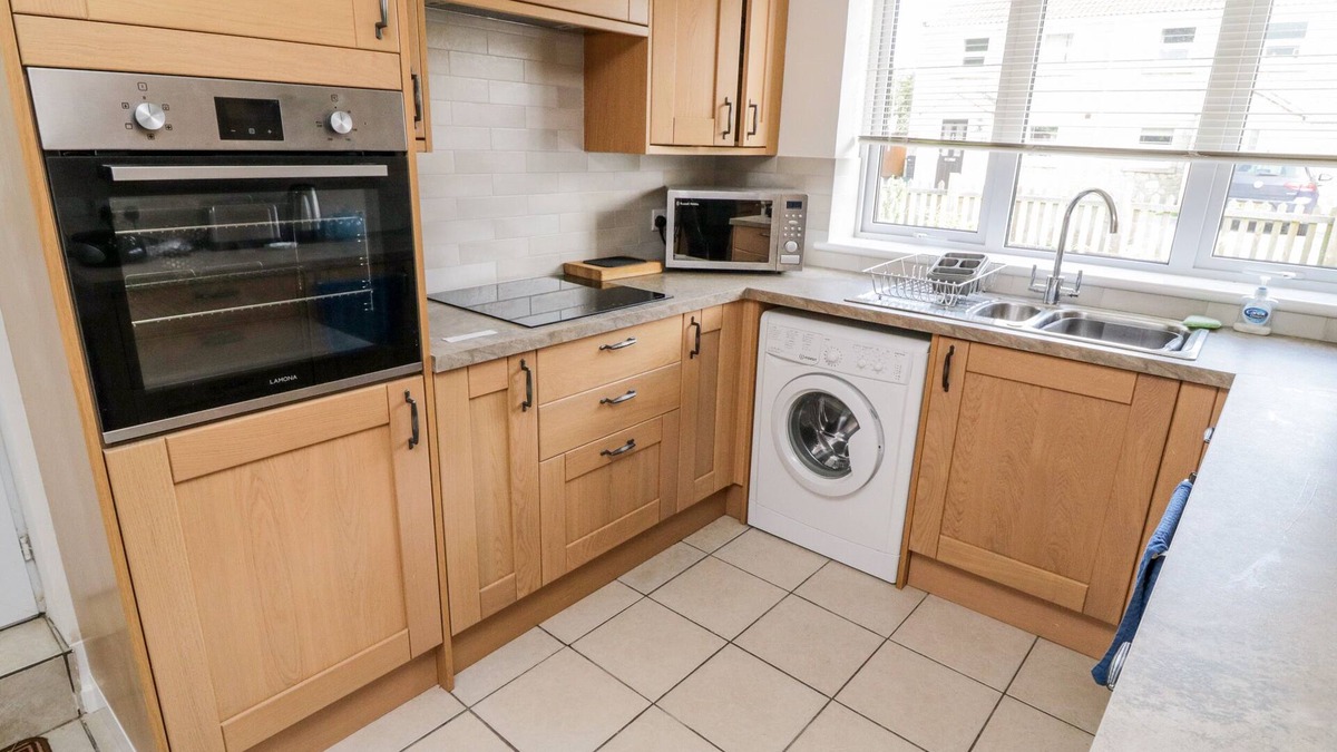 Timsbury Cottage | Crooked Well