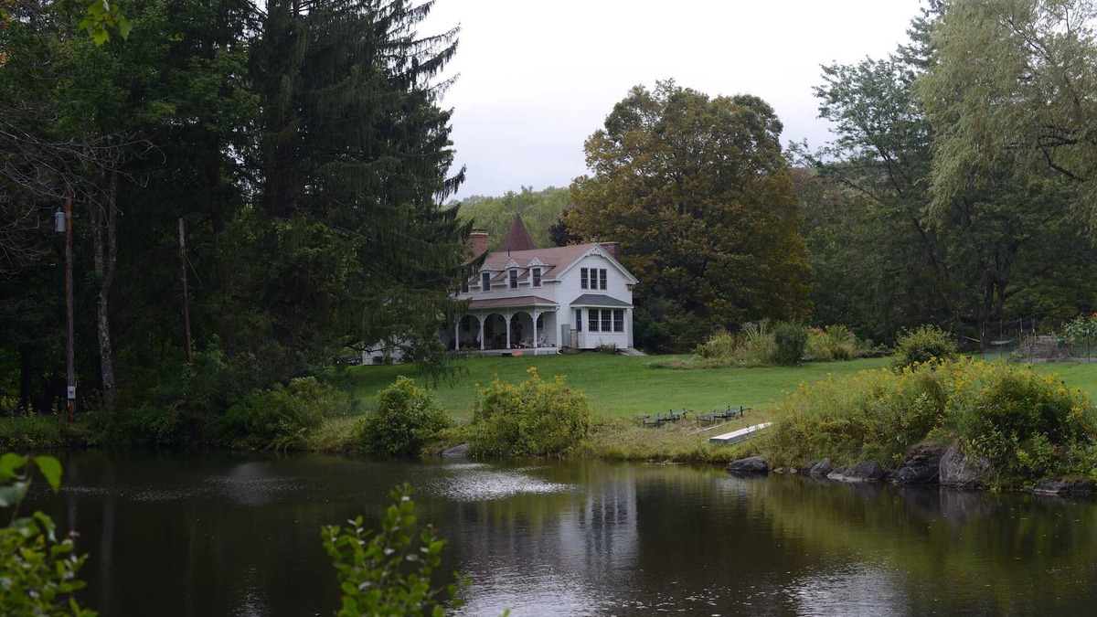 West Stockbridge House | Crossbridge: Vintage Charm + Unique Character.
