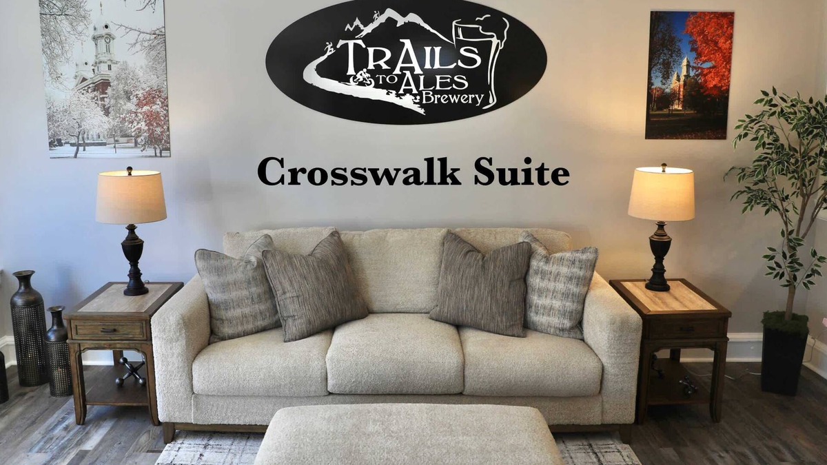 Franklin Apartment | Crosswalk Suite! Summ