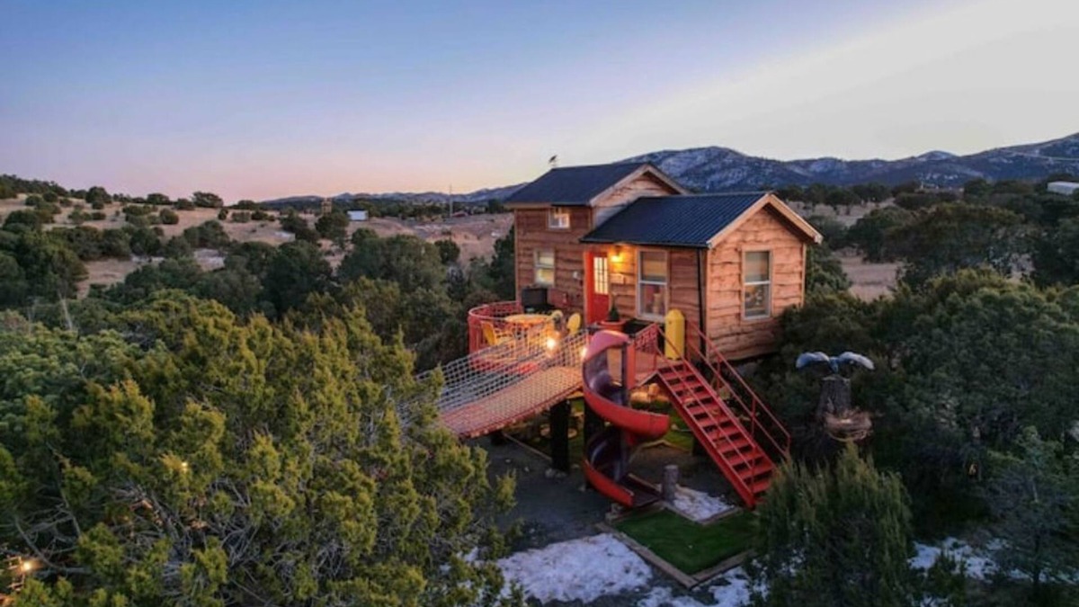 Nogal House | Crow’s Nest Treehouse at El Místico Ranch