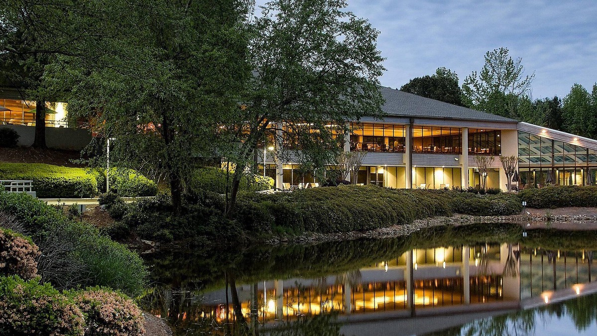 Peachtree City Hotel | Crowne Plaza Atlanta SW - Peachtree City by IHG