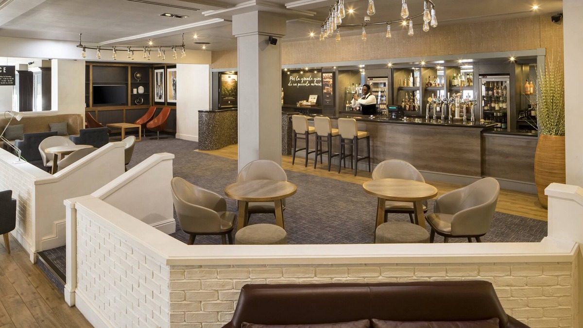 Solihull Hotel | Crowne Plaza Solihull by IHG