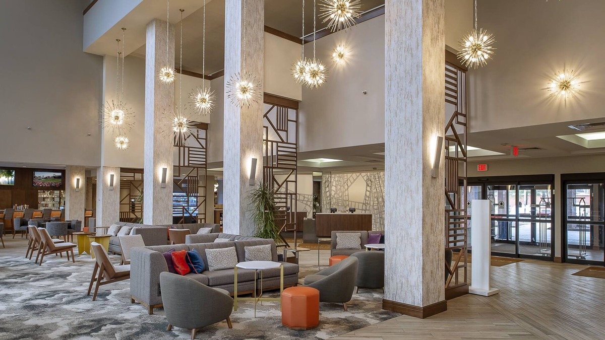 Bridgeton Hotel | Crowne Plaza St. Louis Airport by IHG