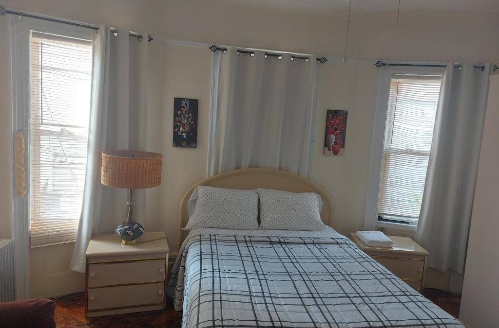 Flatbush House | Crsytal Chateau Room Rental