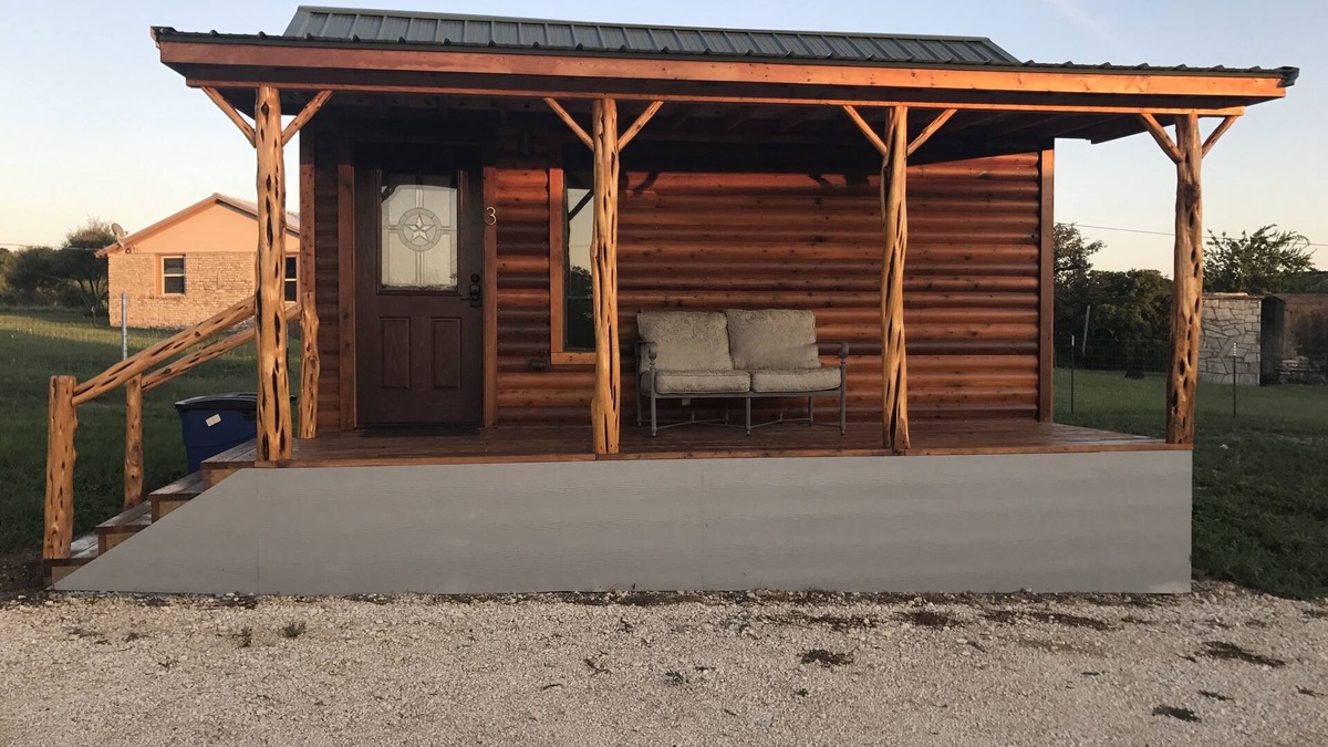 Hamilton Cabin | Cruise Crooked Creek 3