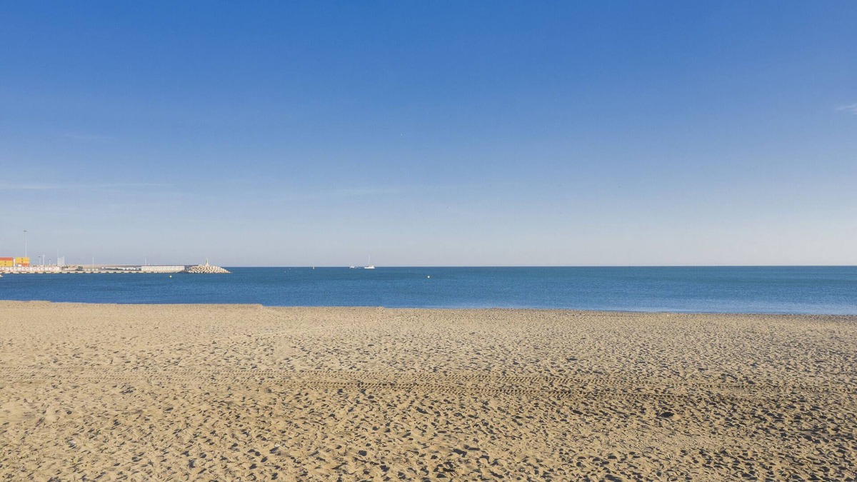 Parque Ayala Apartment | Cubo's Evy Malaga Apartment /urban /free wifi /air conditioning