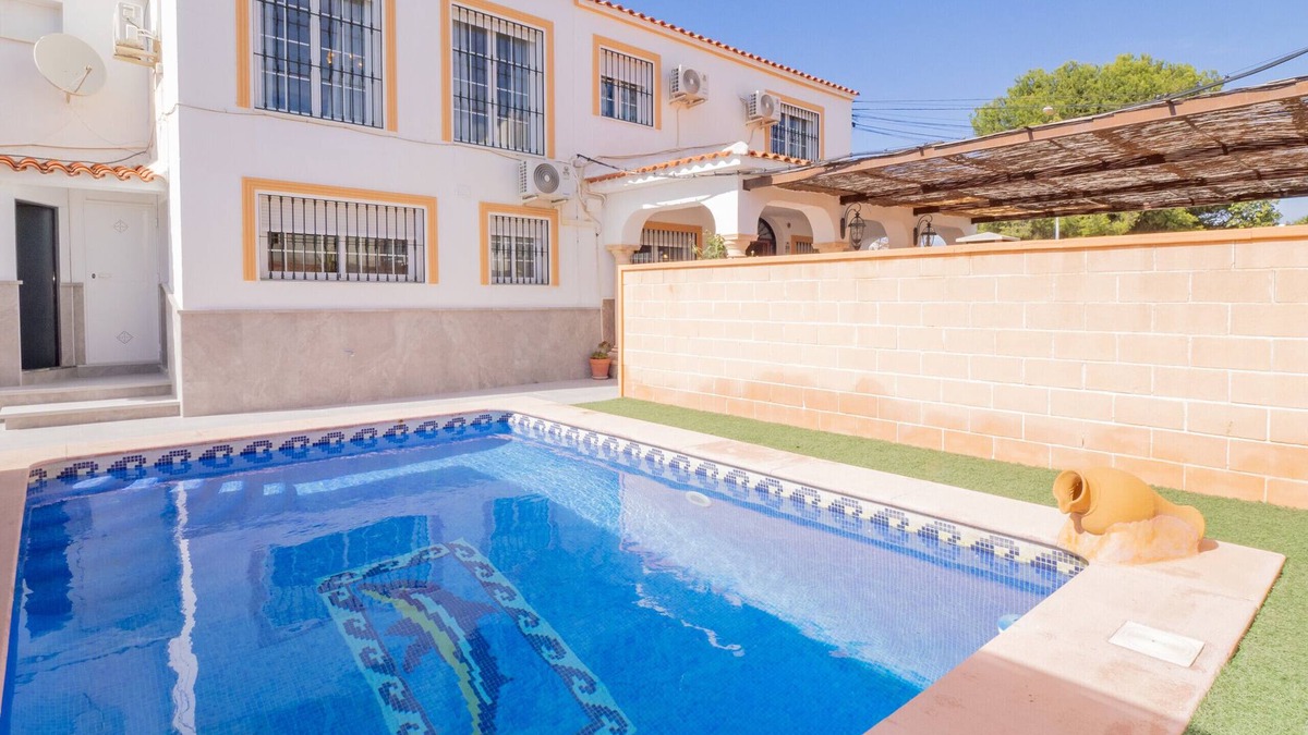 Villafranco de Guadalhorce Cottage | Cubo's Villa Paraiso/free wifi/air conditioning/private pool